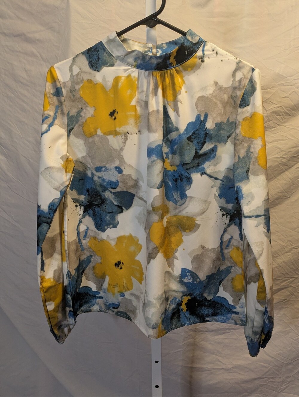 Yellow & Blue Watercolor Floral Mock Neck Long Sleeve Blouse Size S